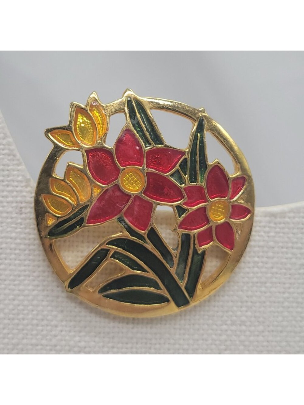Vintage Gold-Tone Floral Enamel Brooch Pin With Red & Yellow Flowers Round Shape